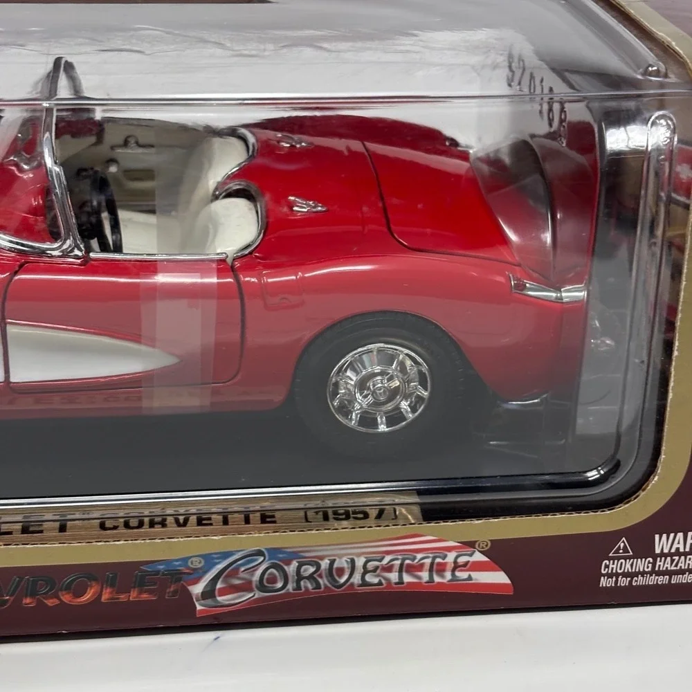 1957 Chevrolet Corvette Red 1:18 Diecast Yatming Open Box